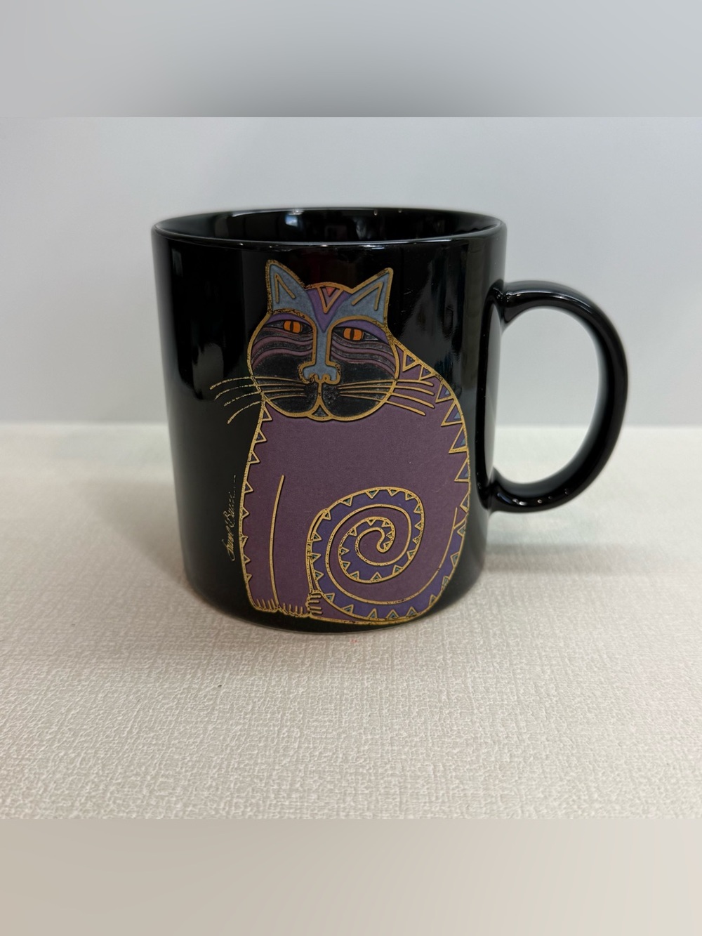 Laurel Burch ‘Mythical Cat’ black ceramic mug with painted cat